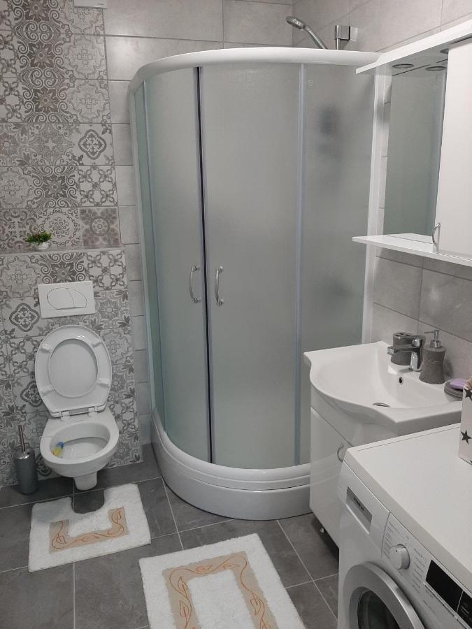 Apartman,,Kul"Life Lukavica Kültér fotó